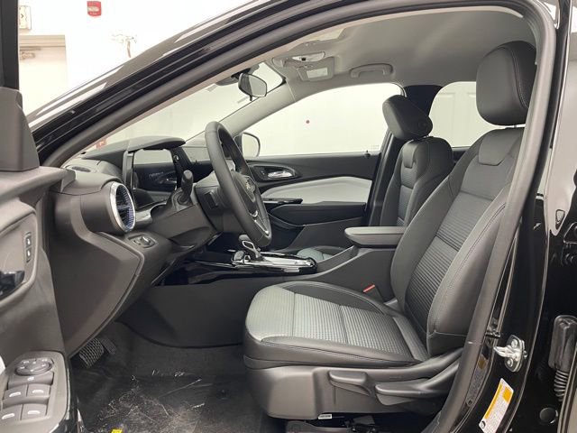 New 2026 Chevrolet Trax LT image 8