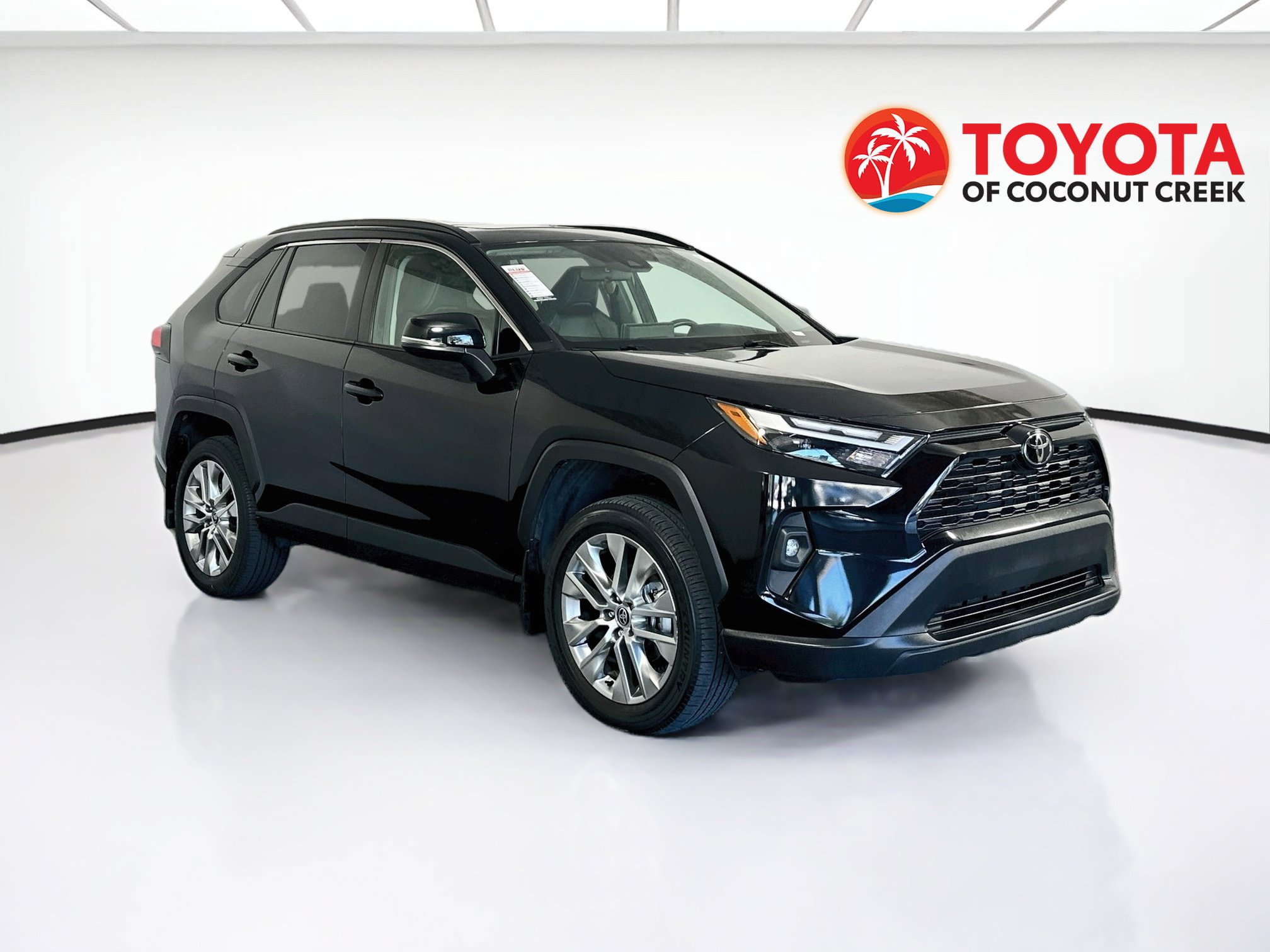 Certified 2025 Toyota RAV4 XLE Premium FWD image 1