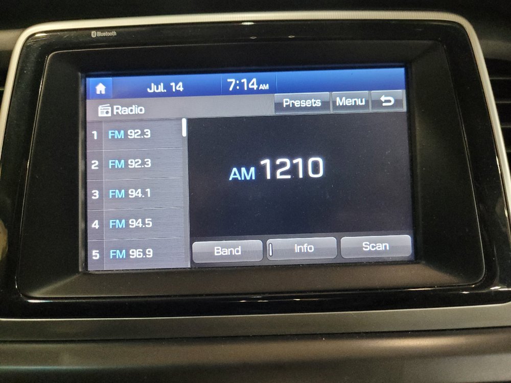 Used 2018 Hyundai Sonata SE FWD image 25