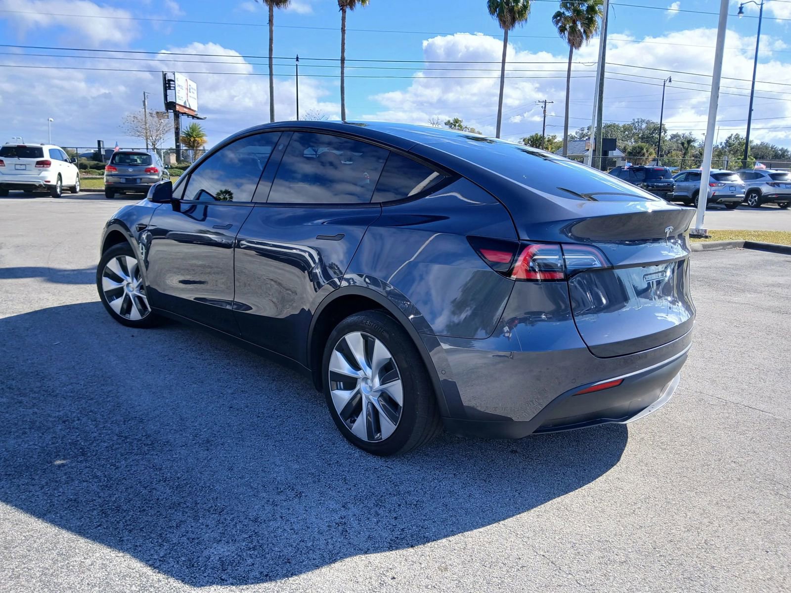 Used 2021 Tesla Model Y 2WD image 4