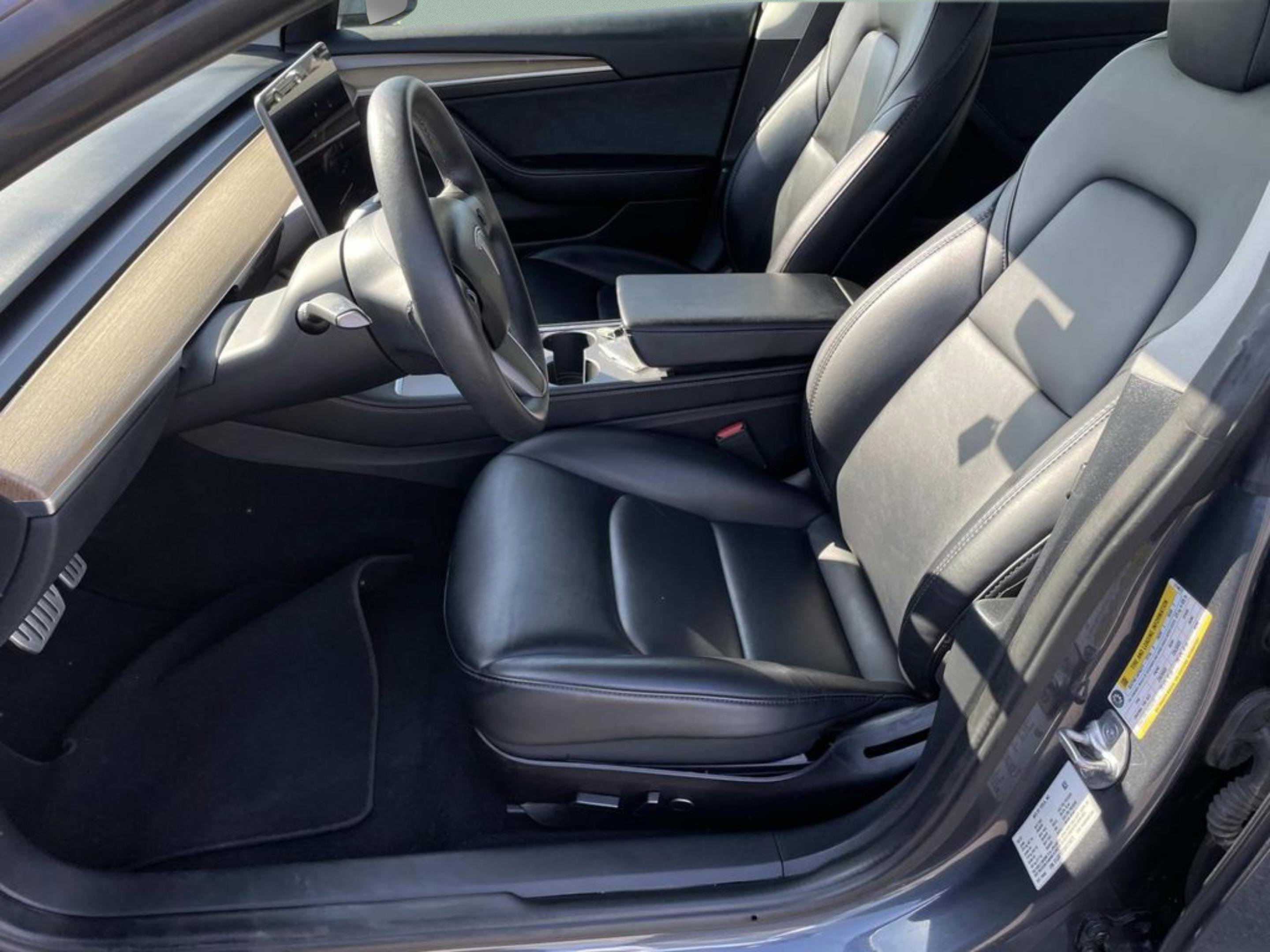 Used 2022 Tesla Model 3 Performance image 20