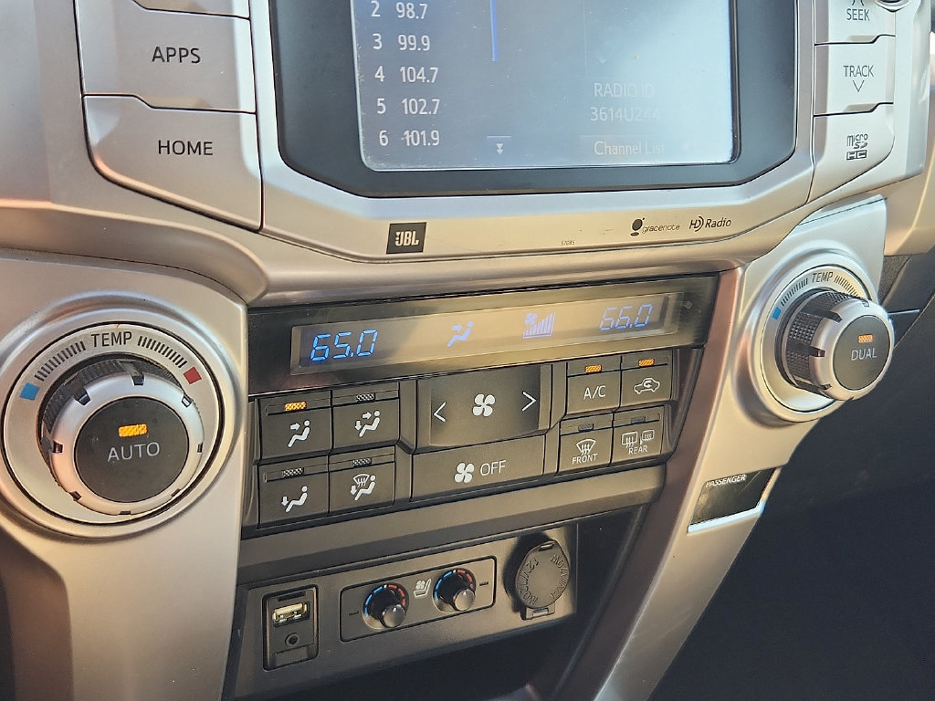 Used 2014 Toyota 4Runner Limited AWD/4WD image 11
