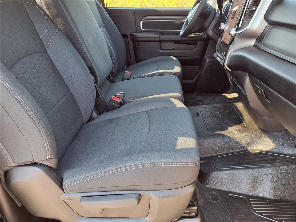 Used 2025 RAM 5500 Tradesman image 16