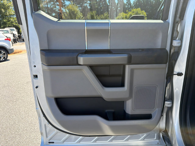 Used 2018 Ford F150 XLT w/ Equipment Group 302A Luxury AWD/4WD image 21