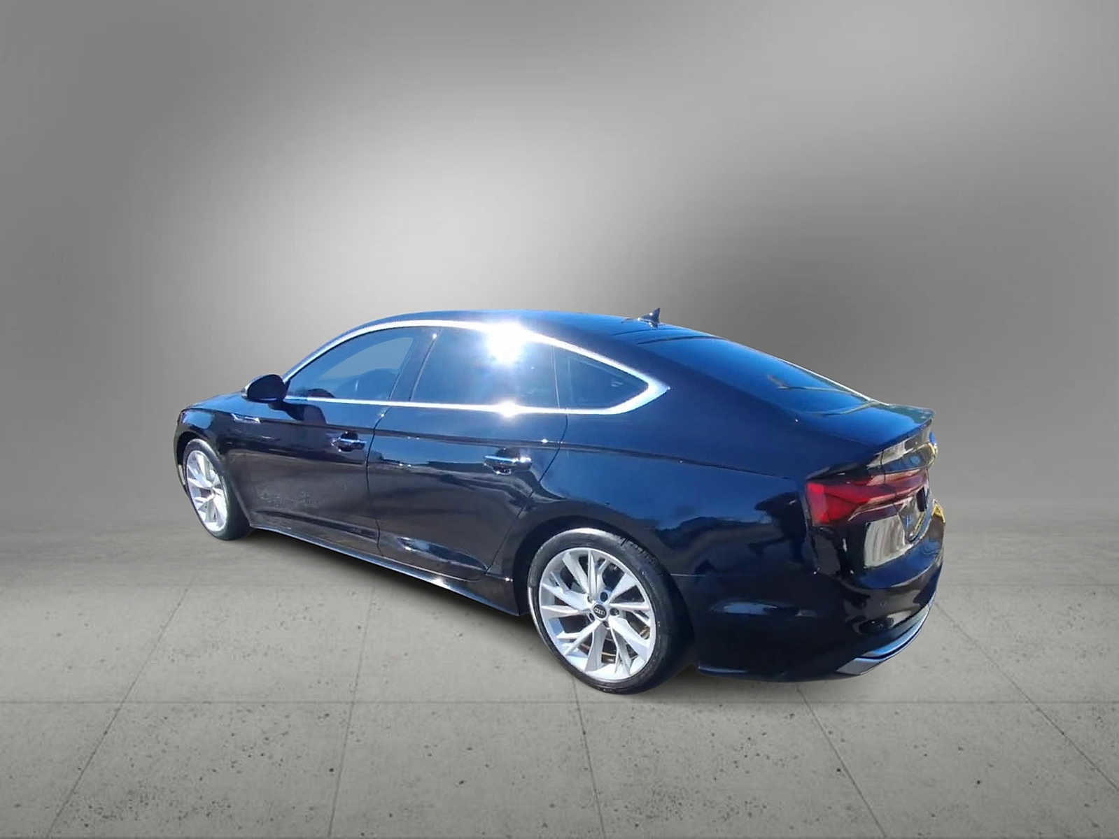 Used 2022 Audi A5 2.0T Premium Plus image 6