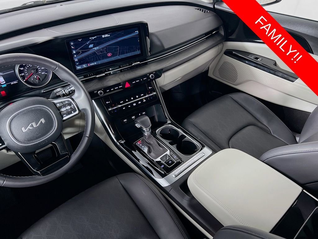Certified 2024 Kia Carnival EX image 24
