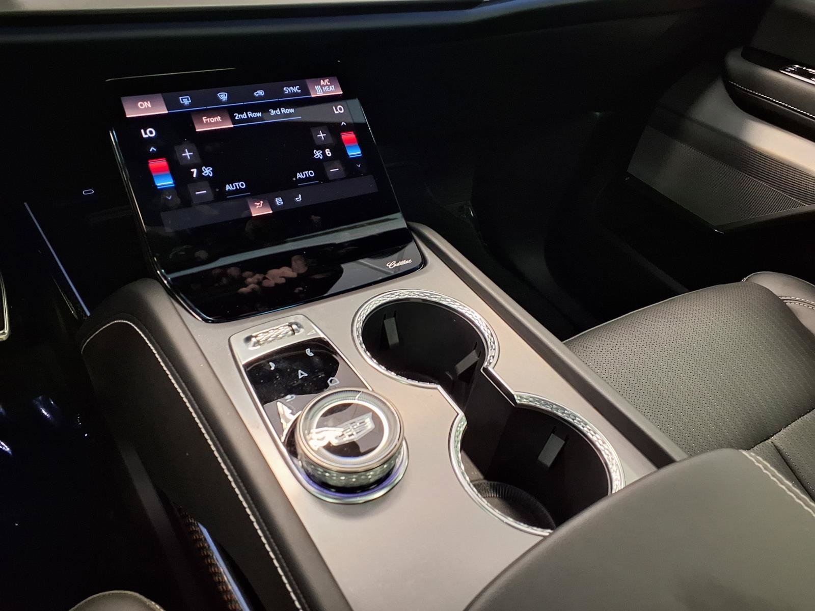 Certified 2026 Cadillac Vistiq Premium Luxury AWD/4WD image 23