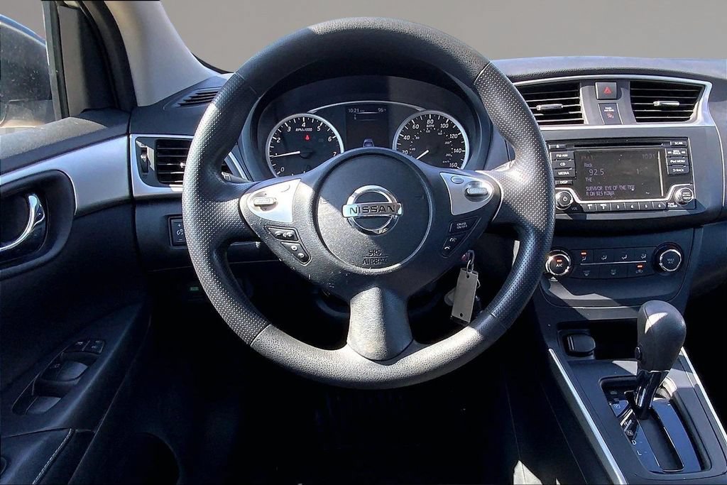 Used 2018 Nissan Sentra S FWD image 5