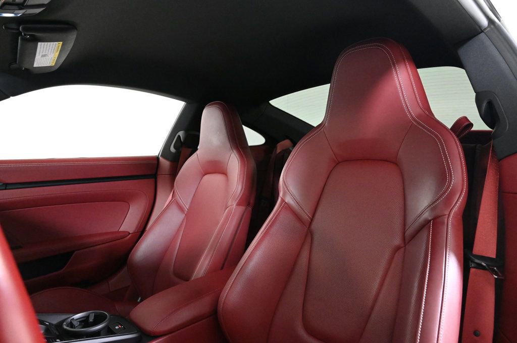 Certified 2024 Porsche 911 Carrera GTS image 5
