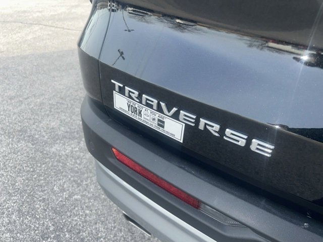 Used 2025 Chevrolet Traverse LT image 10