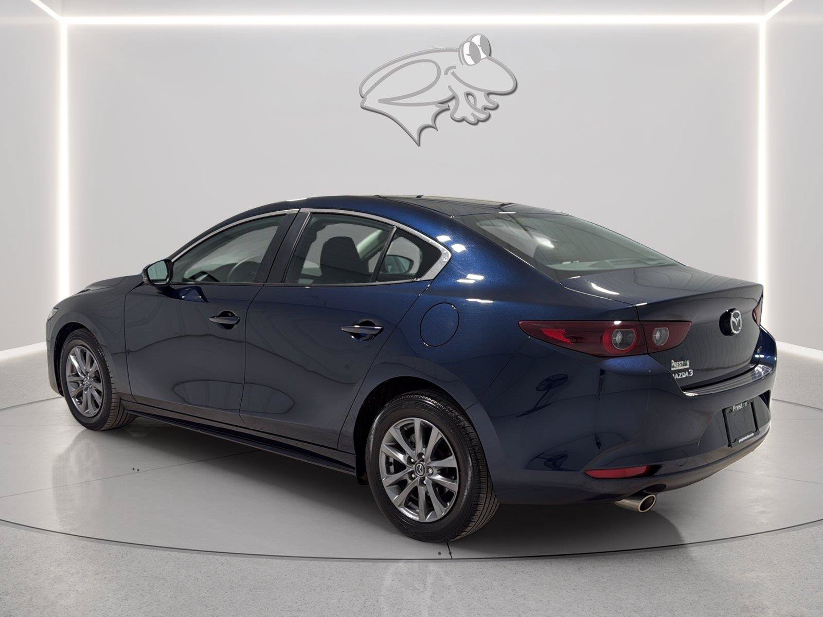 Used 2025 MAZDA MAZDA3 s FWD image 3