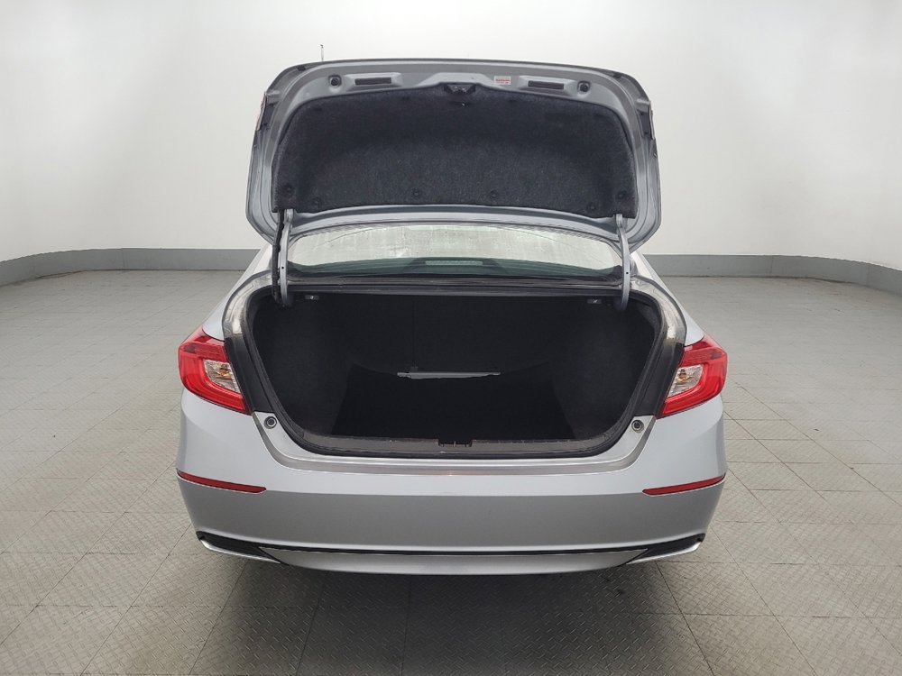 Used 2020 Honda Accord EX image 29