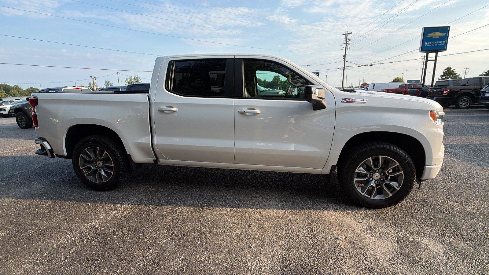 New 2026 Chevrolet Silverado 1500 RST w/ RST All Star Premium Package AWD/4WD image 7