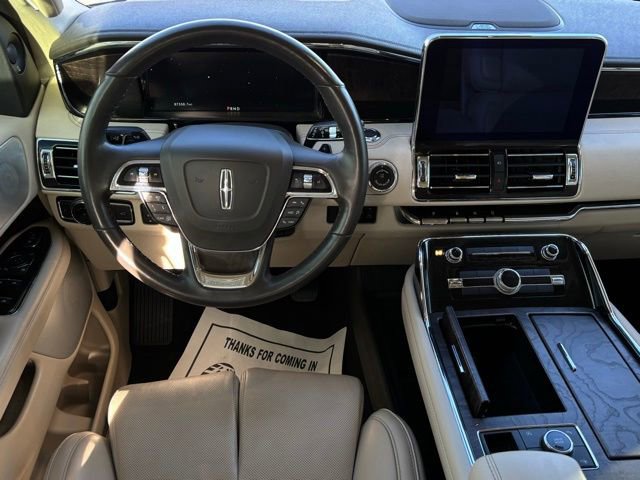 Used 2019 Lincoln Navigator Reserve image 17
