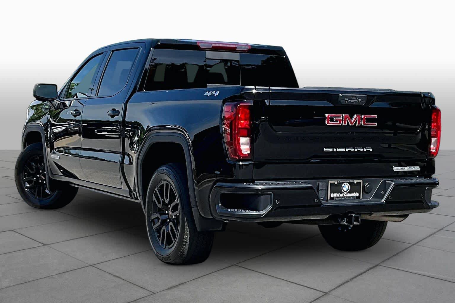 Used 2024 GMC Sierra 1500 Elevation w/ Preferred Package AWD/4WD image 11