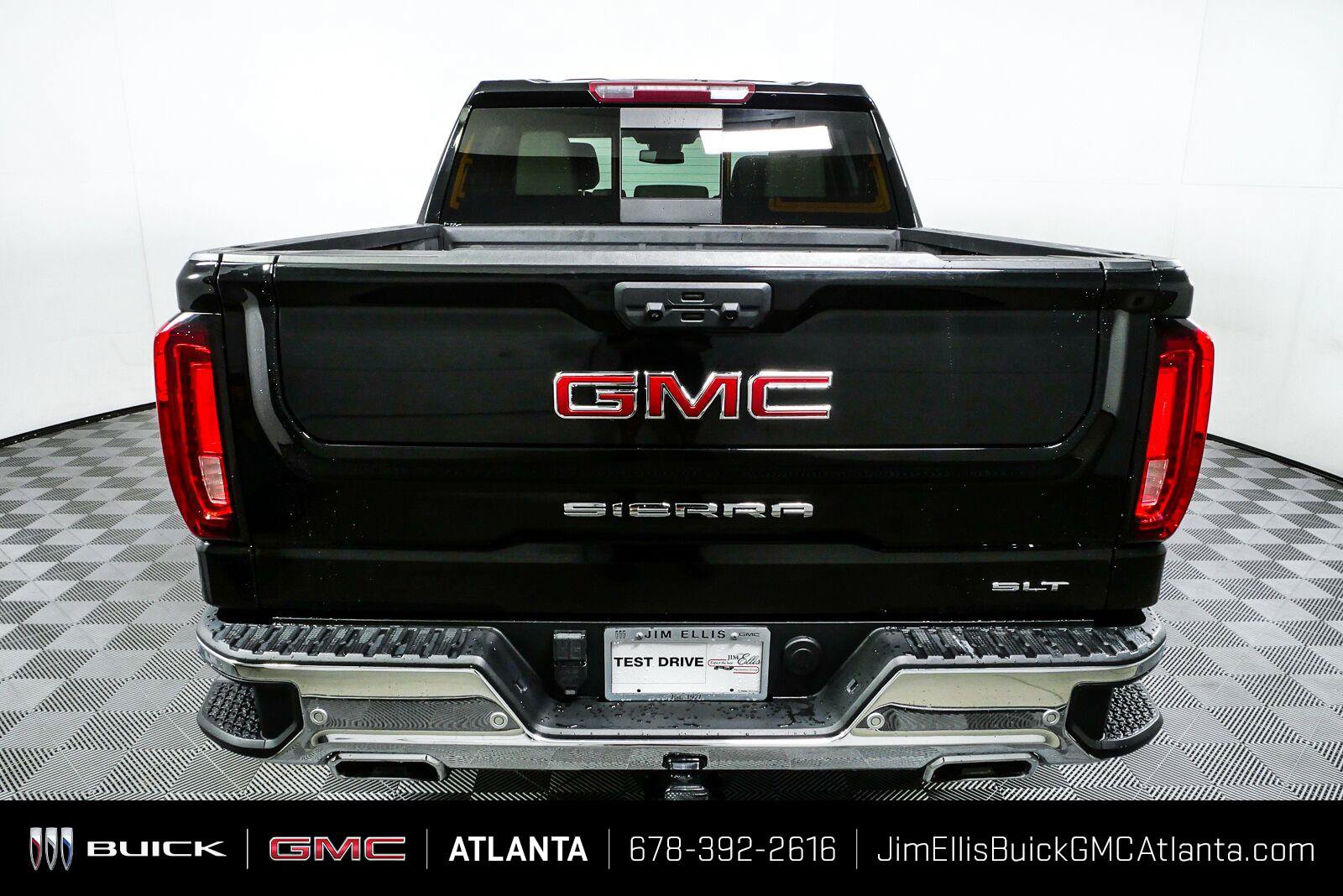 Certified 2024 GMC Sierra 1500 SLT w/ SLT Premium Plus Package AWD/4WD image 28