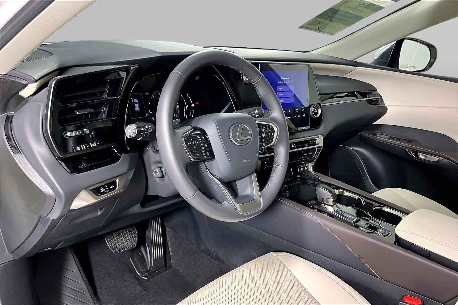 Certified 2024 Lexus RX 350 FWD w/ Technology Package image 16