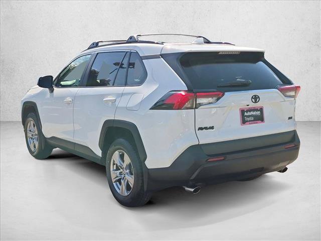 Used 2022 Toyota RAV4 XLE w/ Convenience Package FWD image 8