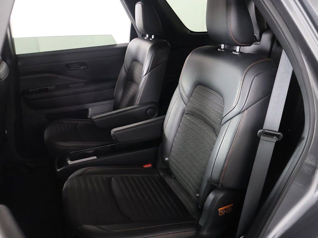 Used 2023 Nissan Pathfinder Rock Creek image 31