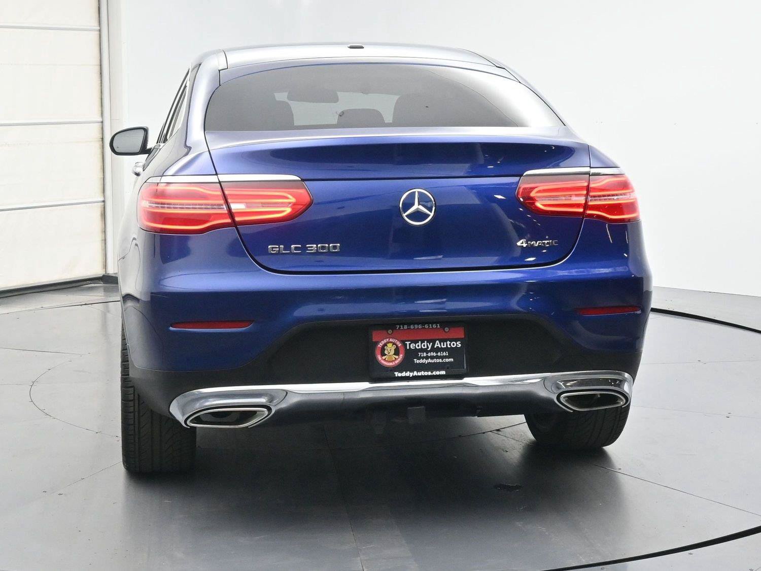 Used 2018 Mercedes-Benz GLC 300 4MATIC Coupe image 4