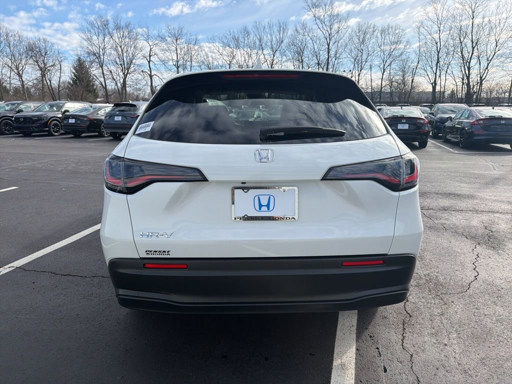 Certified 2026 Honda HR-V LX image 4