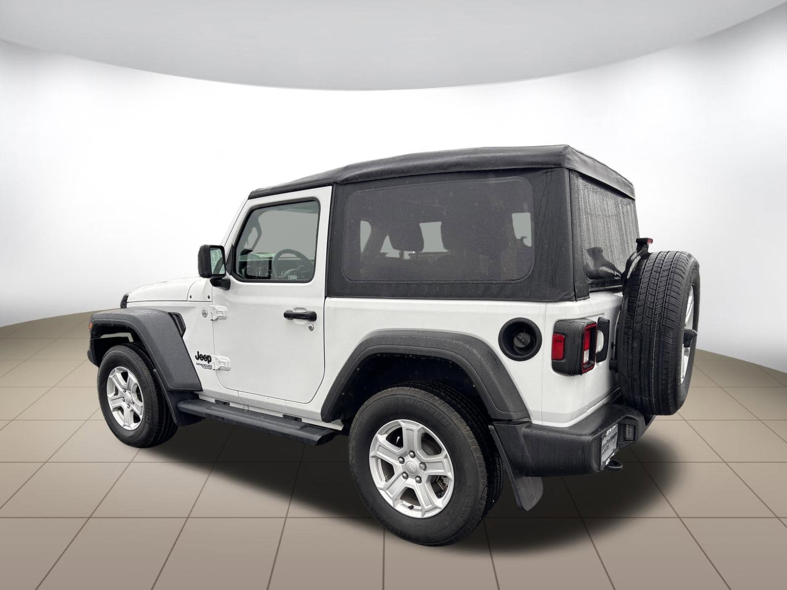 Used 2021 Jeep Wrangler Sport S image 5