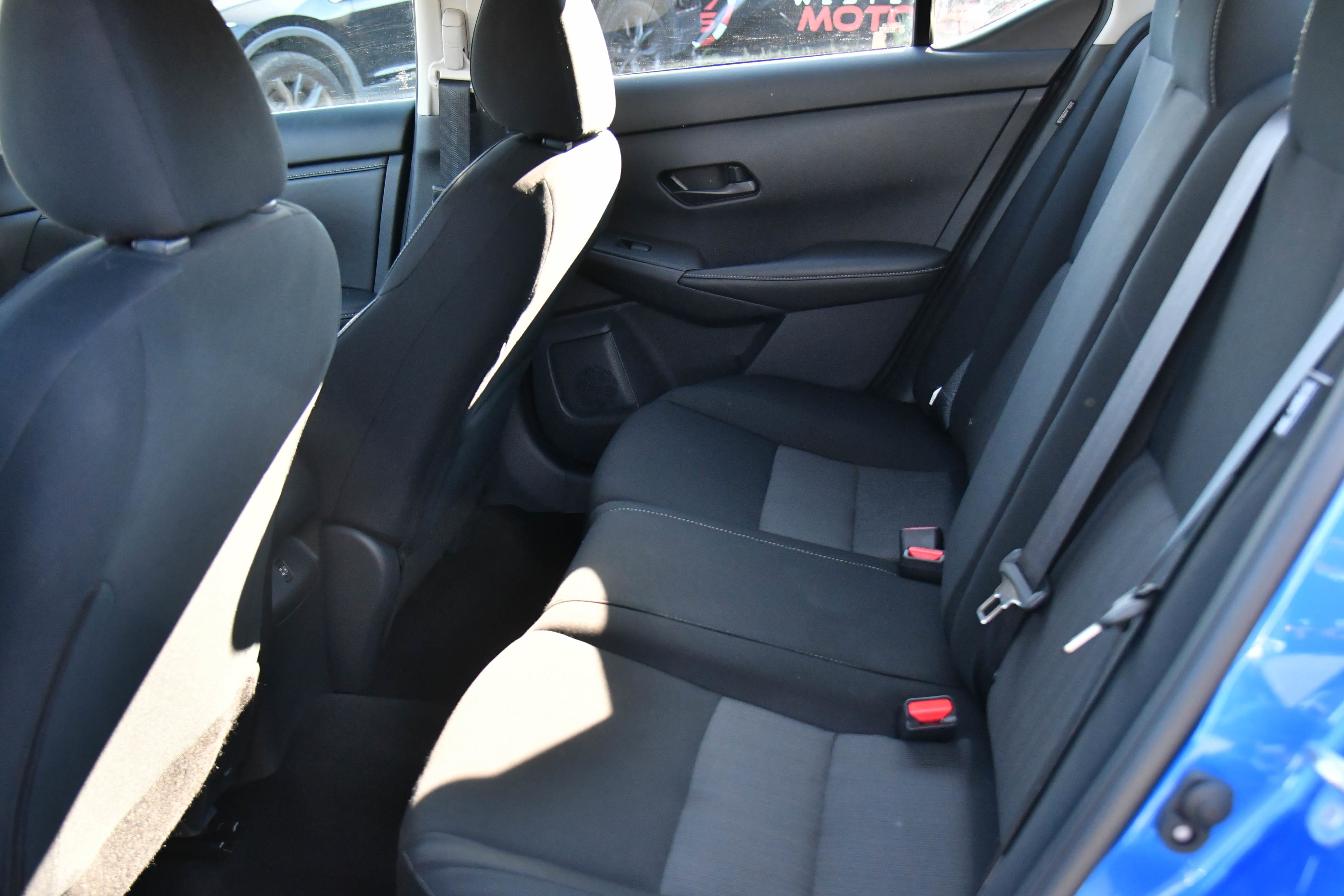 Used 2025 Nissan Sentra SV image 32