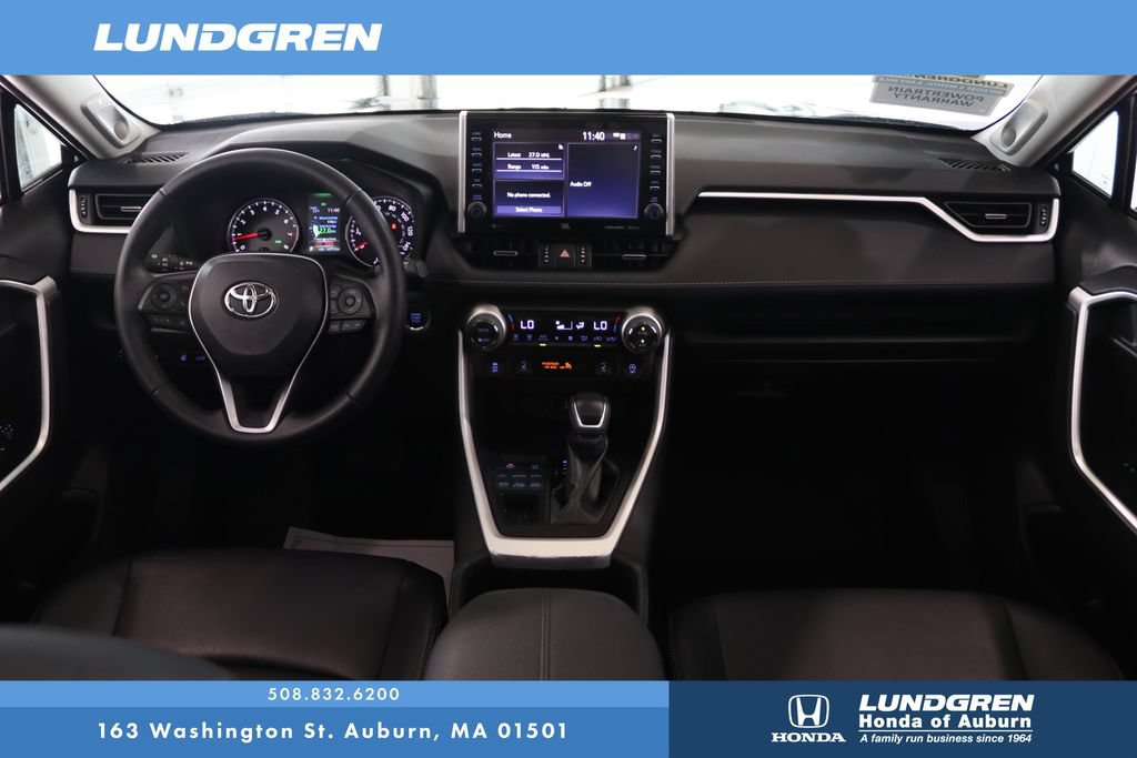 Used 2022 Toyota RAV4 XLE Premium AWD/4WD image 18
