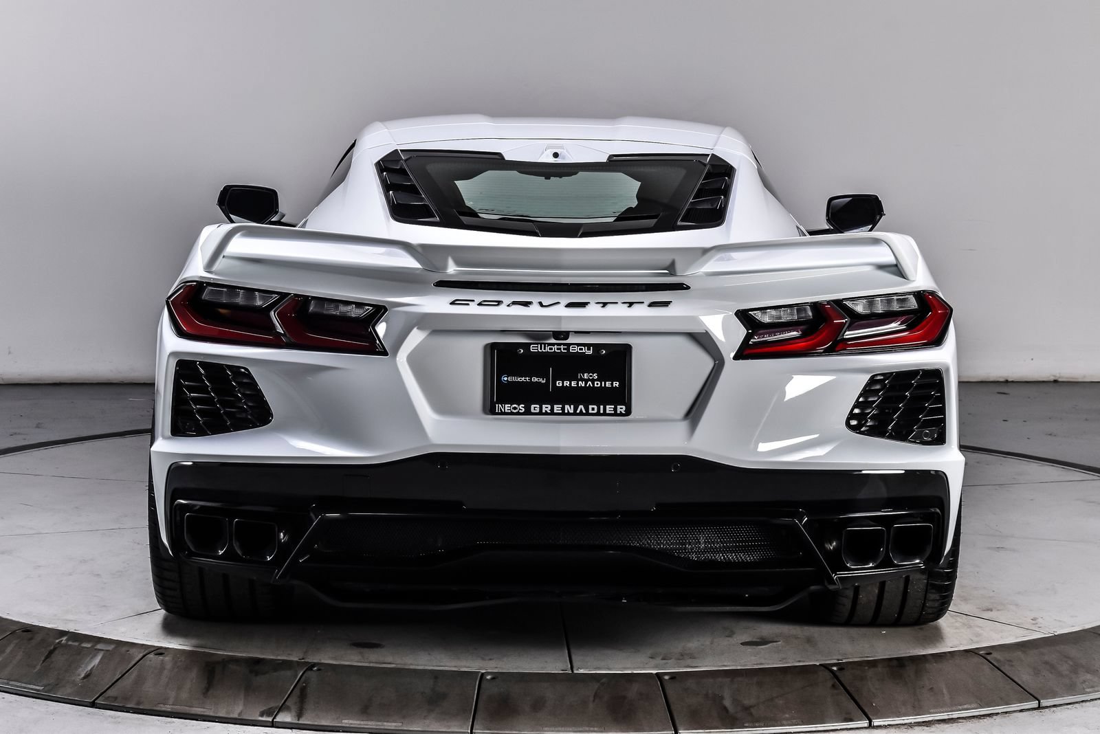 Used 2023 Chevrolet Corvette Stingray Premium Cpe w/ Z51 Performance Package RWD image 5