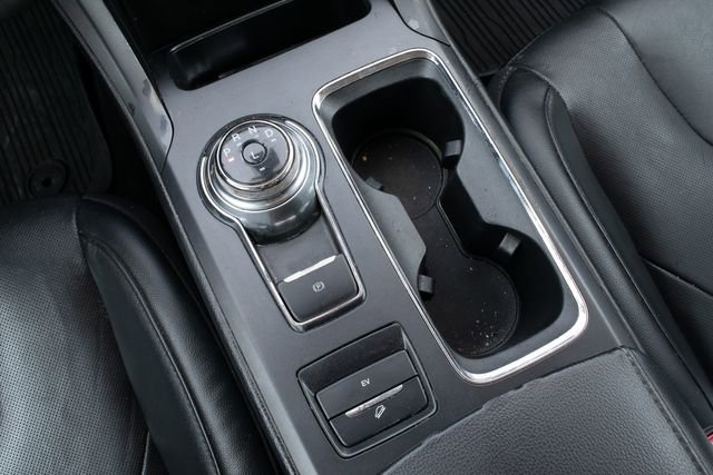 Used 2020 Ford Fusion Energi Titanium FWD image 29