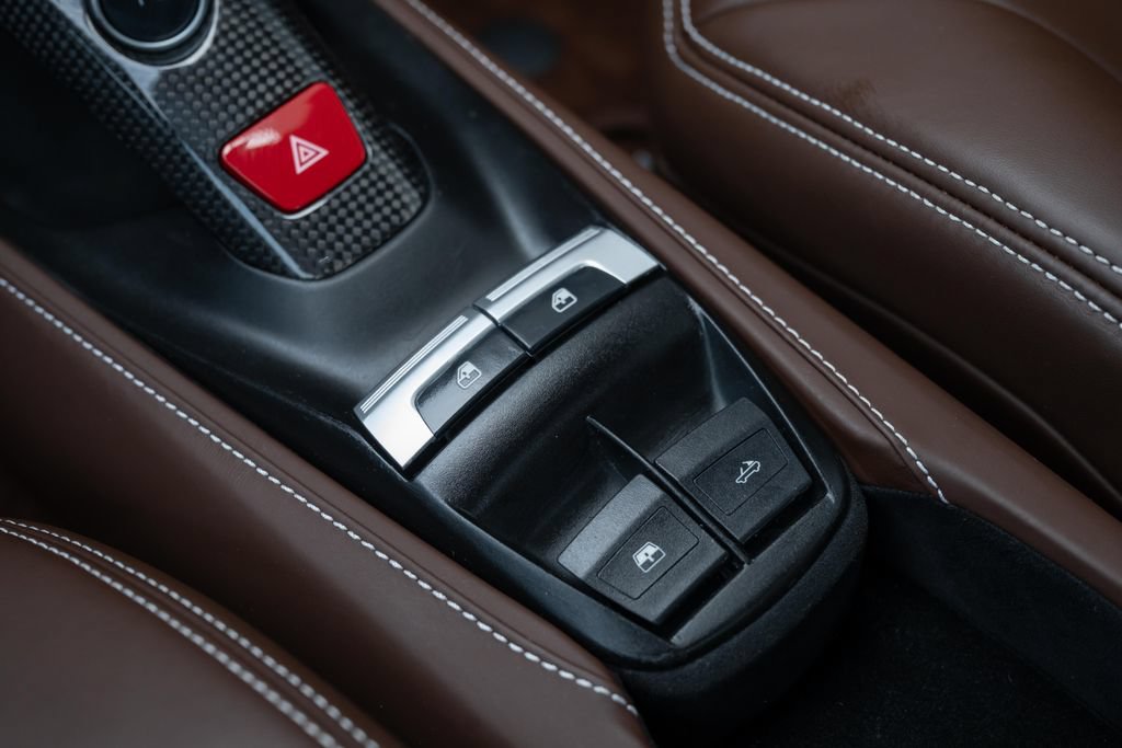Used 2018 Ferrari 488 Spider RWD image 53