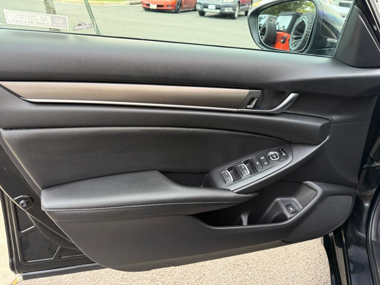 Used 2020 Honda Accord LX image 17