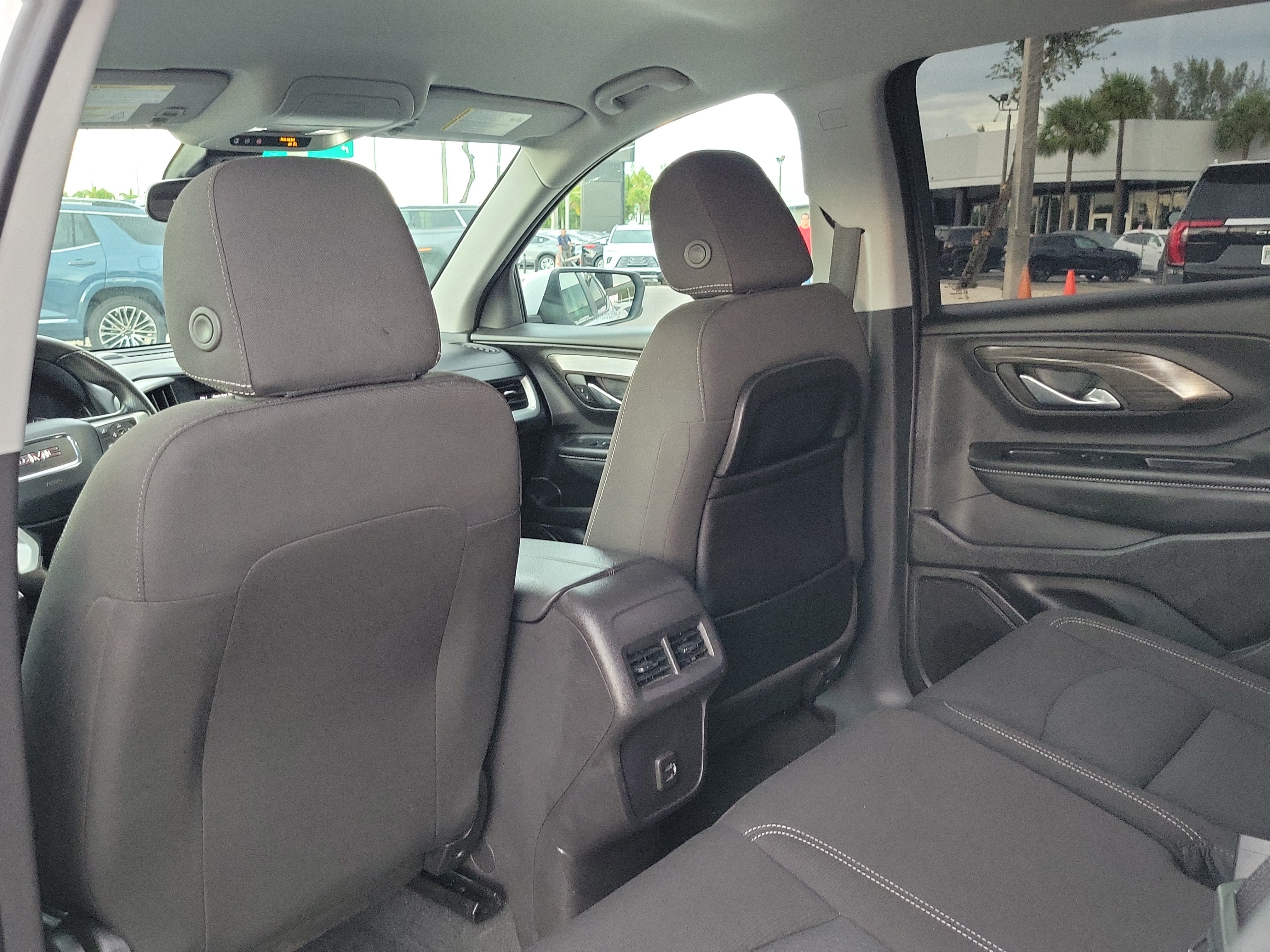 Used 2024 GMC Terrain SLE FWD image 13