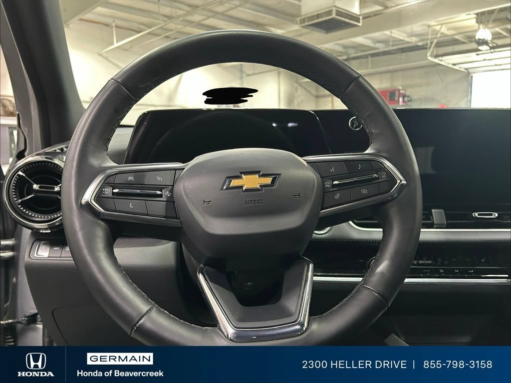 Used 2025 Chevrolet Equinox LT AWD/4WD image 16