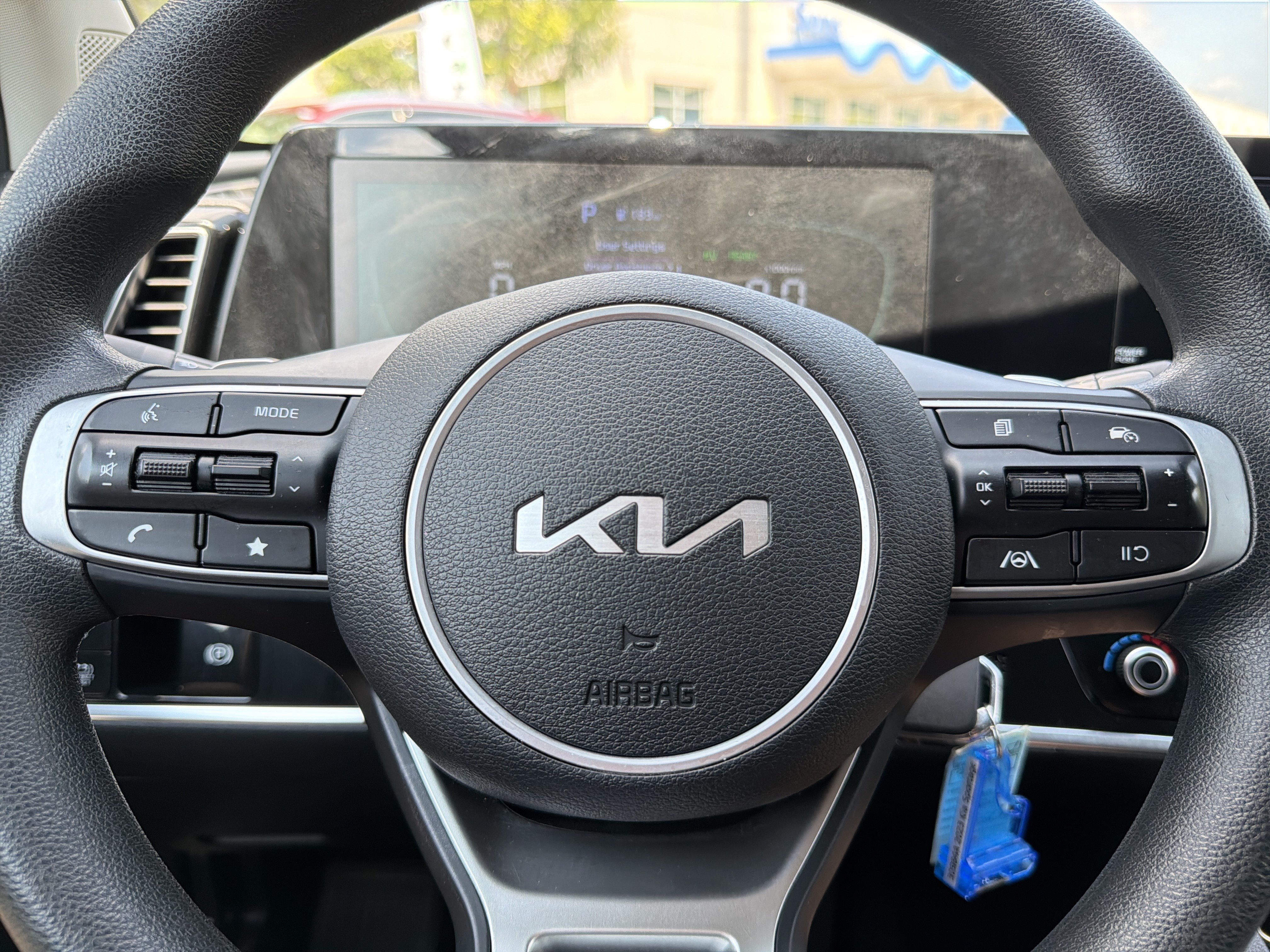Used 2023 Kia Sportage LX AWD/4WD image 11