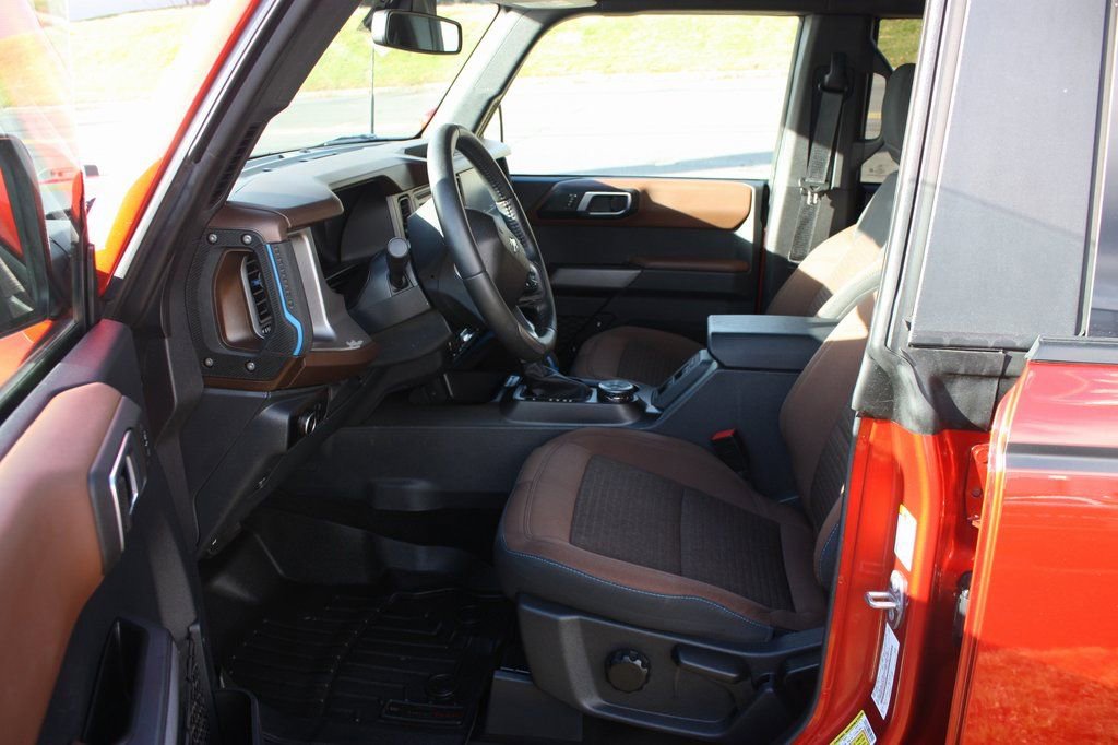 Used 2023 Ford Bronco Outer Banks image 12