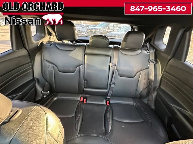 Used 2023 Jeep Compass Limited w/ Elite Group for (Red) Edition AWD/4WD image 13