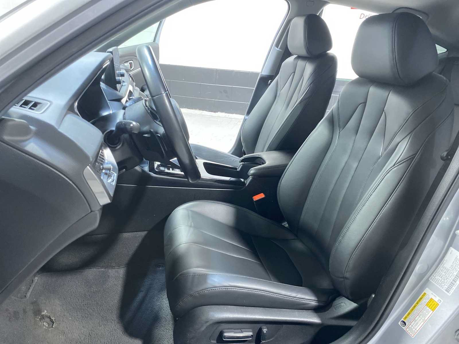Used 2024 Acura Integra FWD image 11