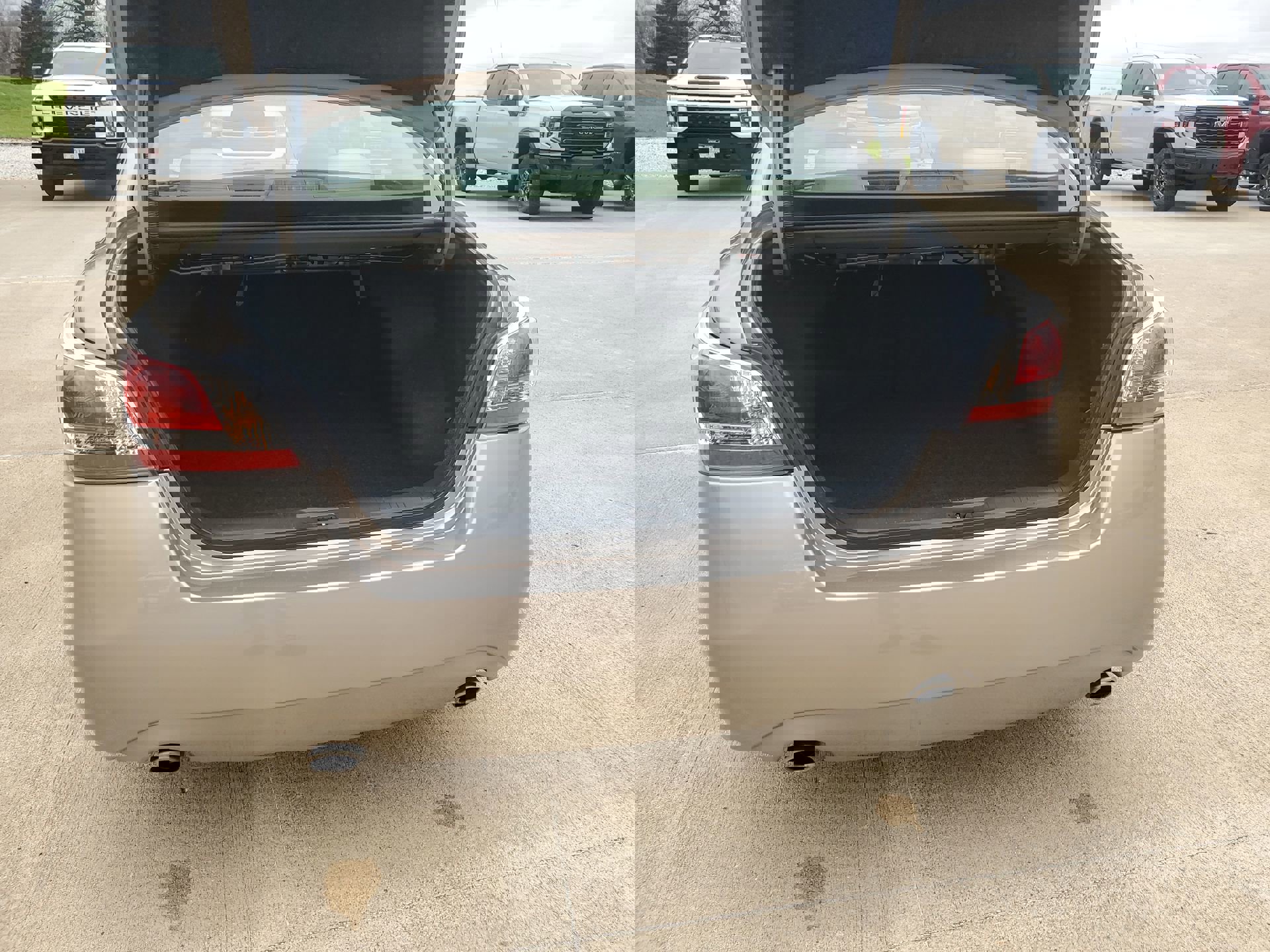 Used 2014 Nissan Altima 2.5 SV w/ Convenience Package image 33