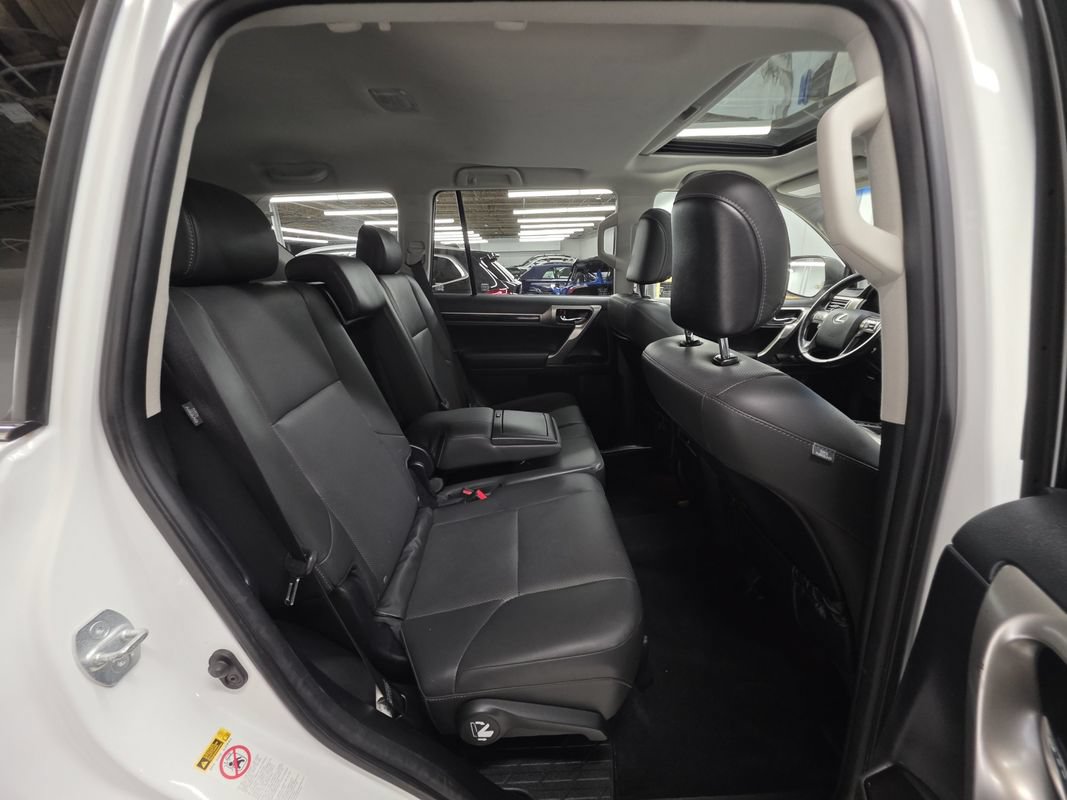 Used 2015 Lexus GX 460 AWD/4WD image 27