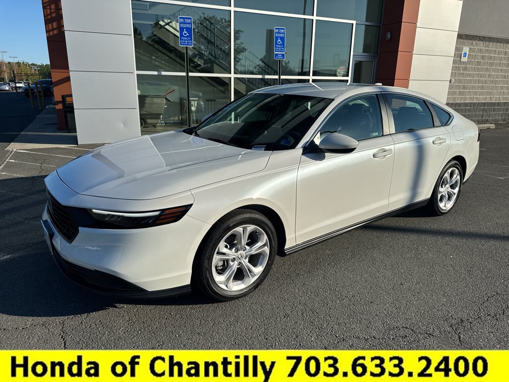 Used 2026 Honda Accord LX image 7