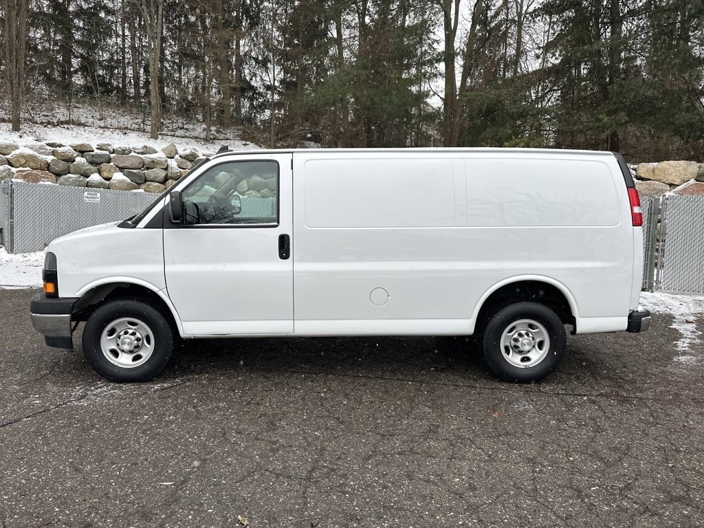 Used 2021 Chevrolet Express 2500 w/ Driver Convenience Package image 2