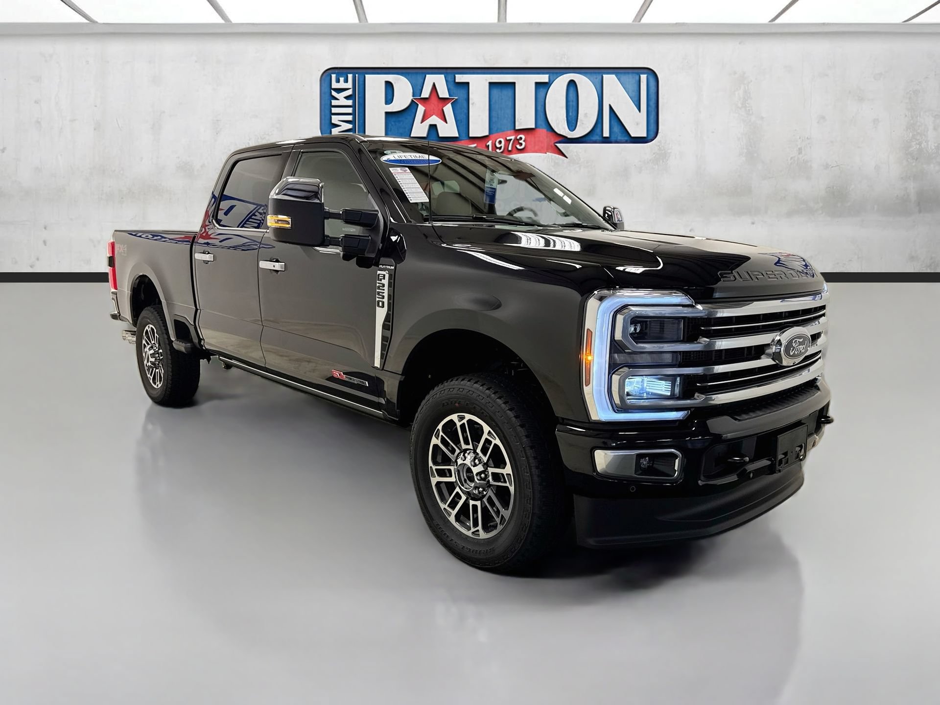 New 2026 Ford F250 Platinum w/ Platinum Plus Package