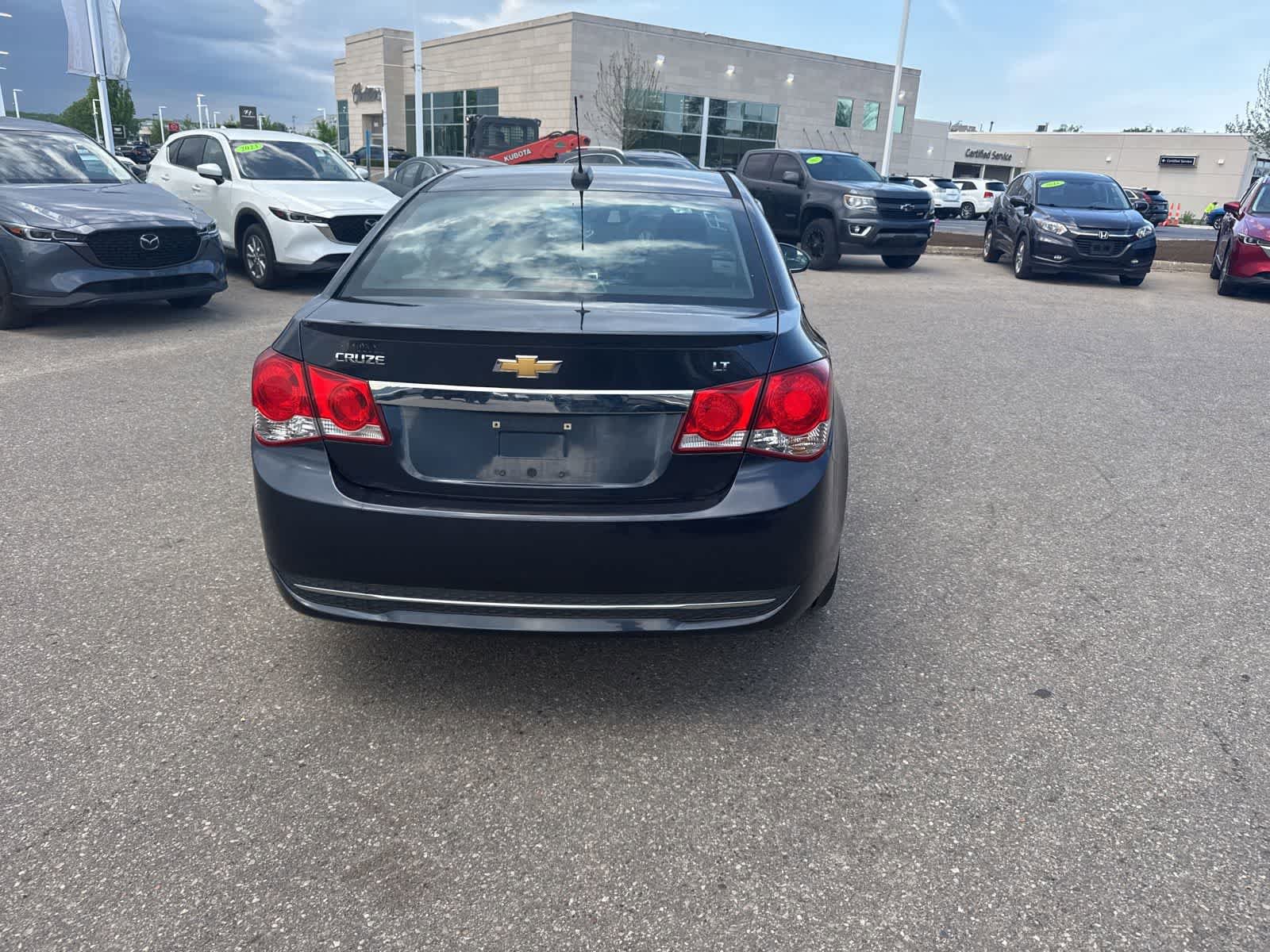 Used 2015 Chevrolet Cruze LT w/ RS Package FWD image 15