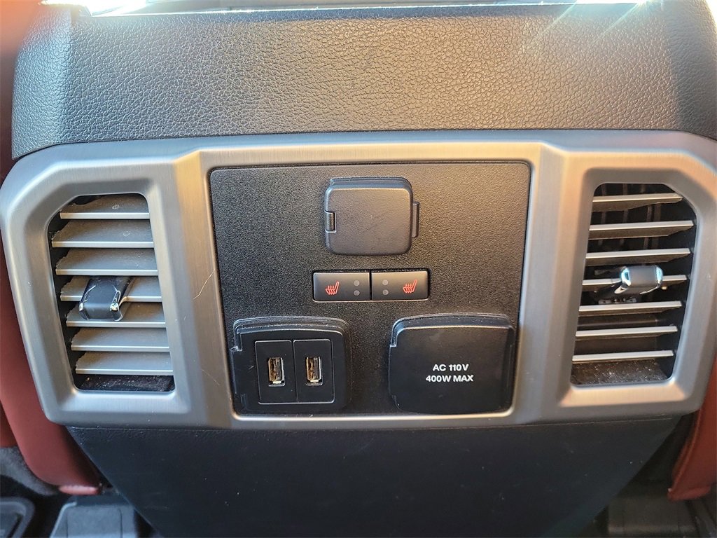 Used 2019 Ford F150 Platinum w/ Equipment Group 701A Luxury image 17