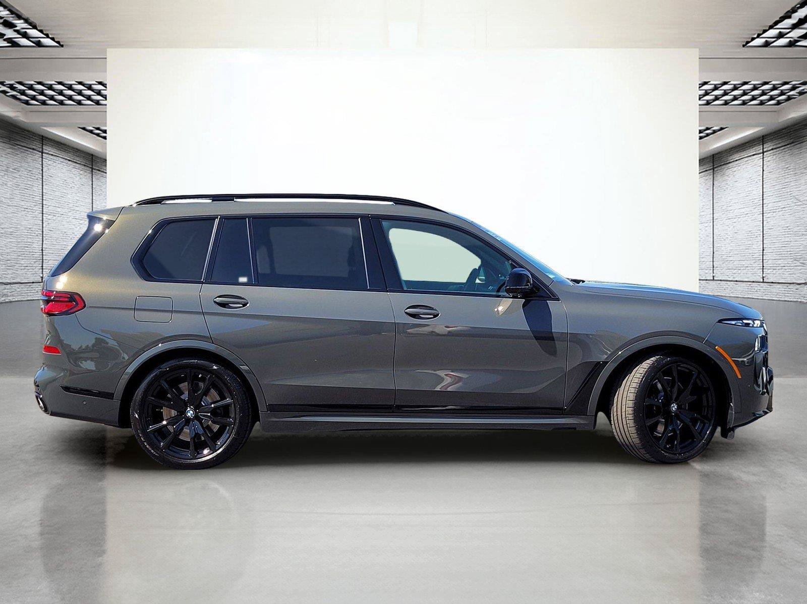 New 2027 BMW X7 M60i AWD/4WD image 4