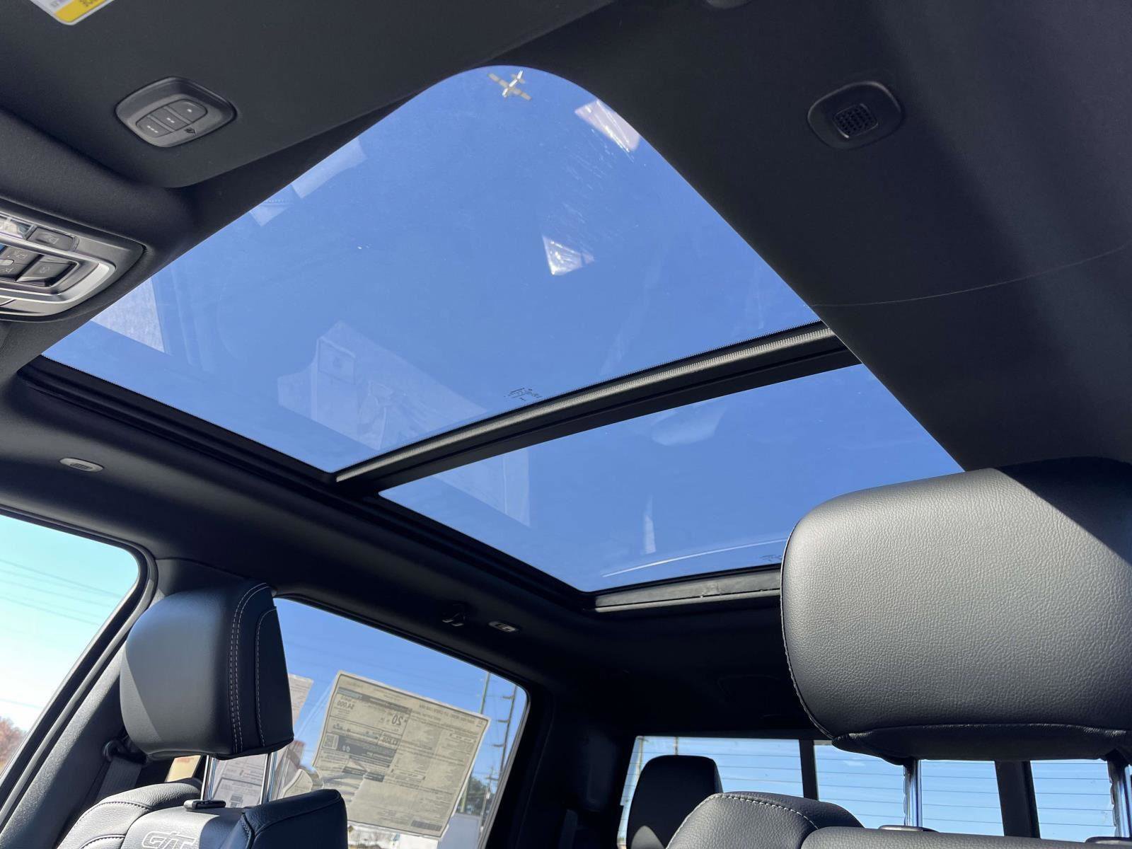 New 2026 RAM 1500 Rebel w/ G/T Package image 8