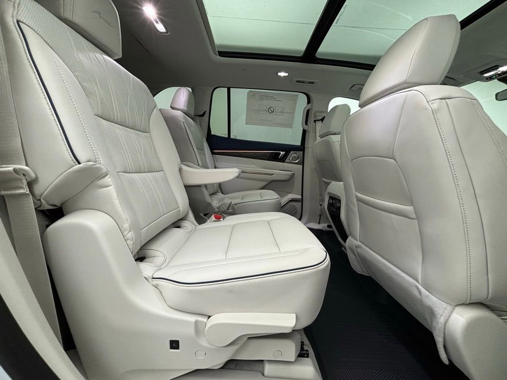 New 2026 Buick Enclave Avenir image 40