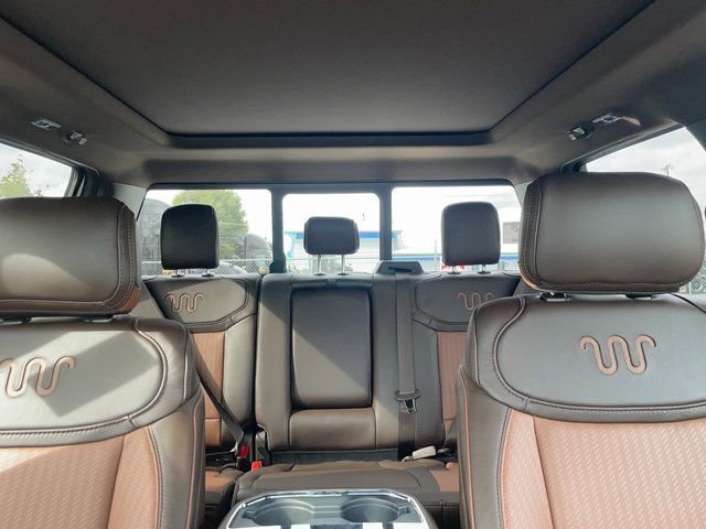 New 2025 Ford F350 King Ranch w/ Chrome Package image 39