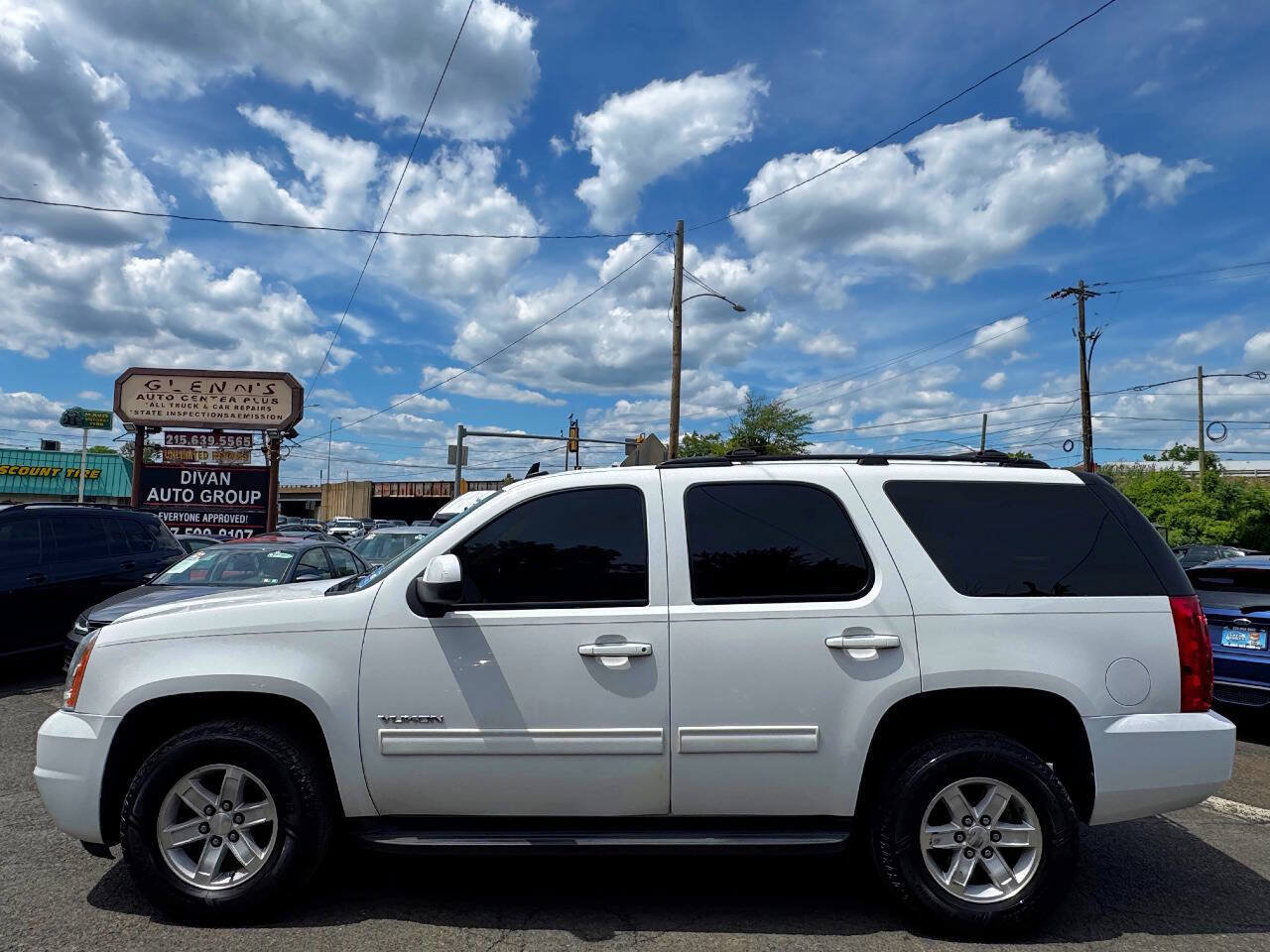 Used 2013 GMC Yukon SLT AWD/4WD image 3